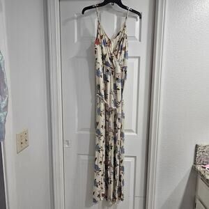 American Eagle Outfitters Cream Floral Maxi Dress